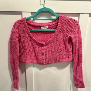 Gently worn loose cable knit half sweater
